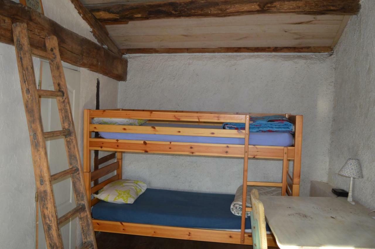 Les Ecuries De La Sabatarie Cambounes Exterior foto